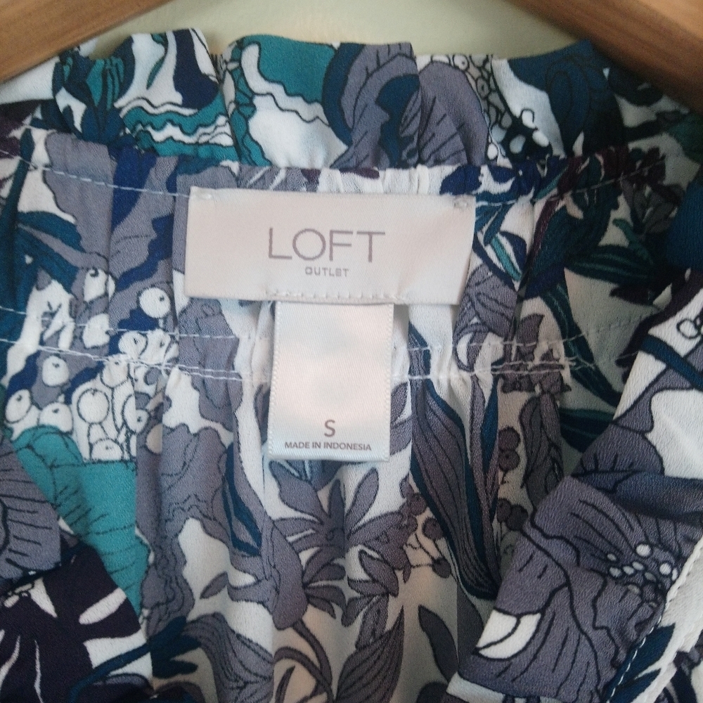 Loft Floral Blouse - Picture 3 of 3